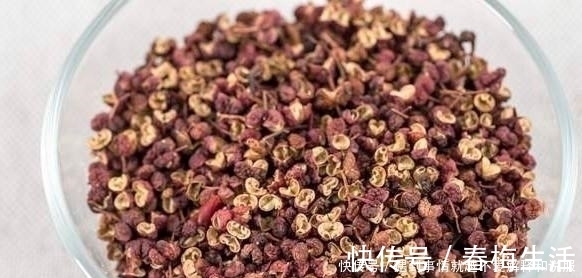 猪蹄|炖猪蹄时有技巧，记住3不放窍门，猪蹄又软又烂，好吃没异味