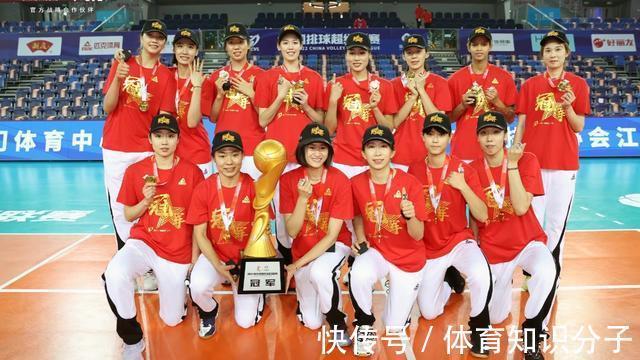 主帅|否极泰来!2022年中国女排喜讯接踵而至,重返世界巅峰或指日可待