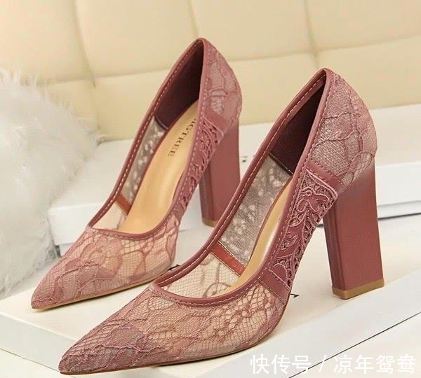 高跟鞋 只有女生才穿高跟鞋?其实高跟鞋根本不是为女人发明的