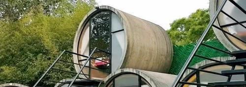 世上最“奇葩”的酒店,“水泥管子”也能居住,游客还不错