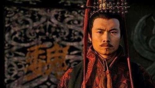 投敌|夷陵之战中刘备的重大损失：庞统的弟弟叛变，318名官吏投敌