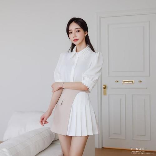 白衬衫 珍珠百合雪纺衬衫搭配半边百褶裙,更显自然清纯气质