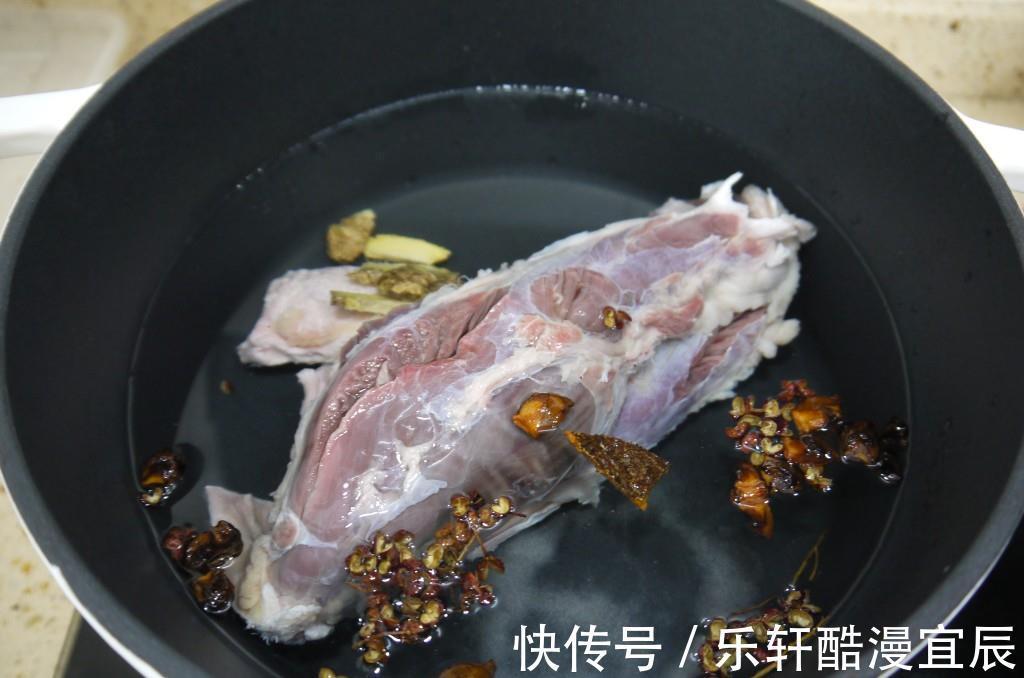 香菜|清爽解腻的凉拌牛肉,一口鲜香,两口解馋