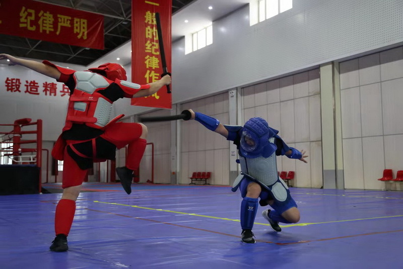 兵道|省武術(shù)兵道(短兵)訓(xùn)練基地在鄭大體院揭牌成立