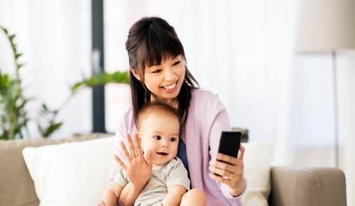 探索|新生儿有这些特征说明孩子天生聪明,家长偷着乐吧,记心里别忽视