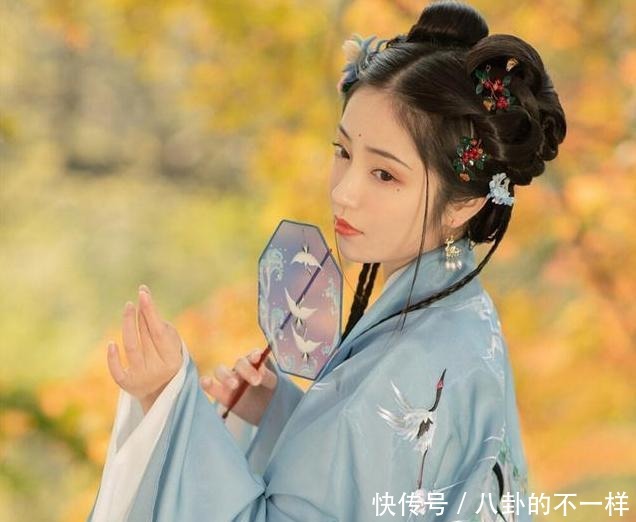 成女|三本穿书文,《我只是个女配》男主的霸道式宠爱,让女配活成女主