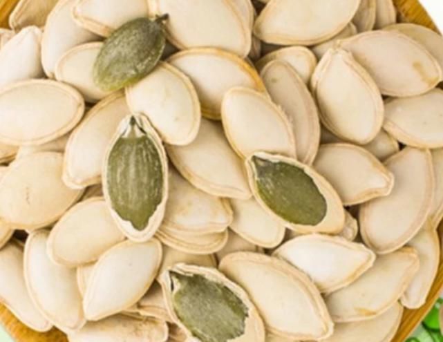 糖尿病的“克星”找到了,平时多吃4种“零食”,或助你远离糖尿病