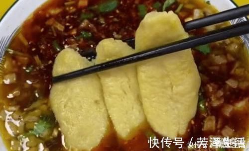 年后我家吃得最多是它,加一物一蒸,放特制的料汤中拌一拌,是真好吃