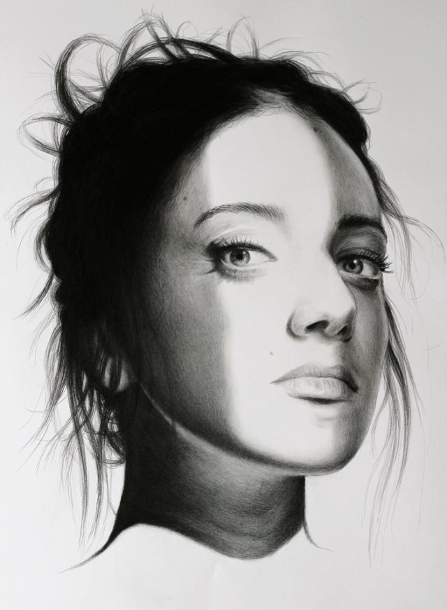 圣莫尼卡&为了避免千篇一律的肖像写实,他用作品来捕获人物转瞬即逝的印象