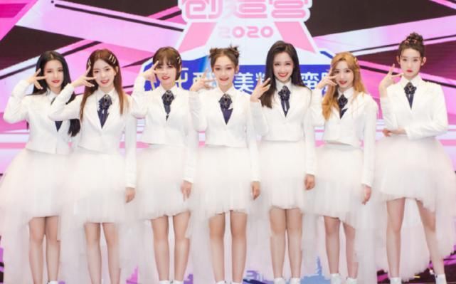 THE9与硬糖少女谁能上跑男官微发起投票,人气差距有点大了