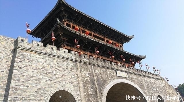 中年|长汀县被誉为“中国最美丽的山城”，拥有多个风景优美的旅游景区