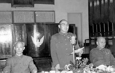 抑郁|曾经蒋介石的左膀右臂,一个成为第二号人物,一个却抑郁终老