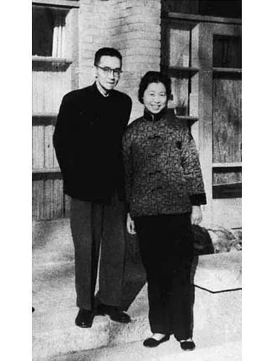 梁思成#梁思成去世30年，第二任妻子218万卖掉林徽因嫁妆，令人哗然！