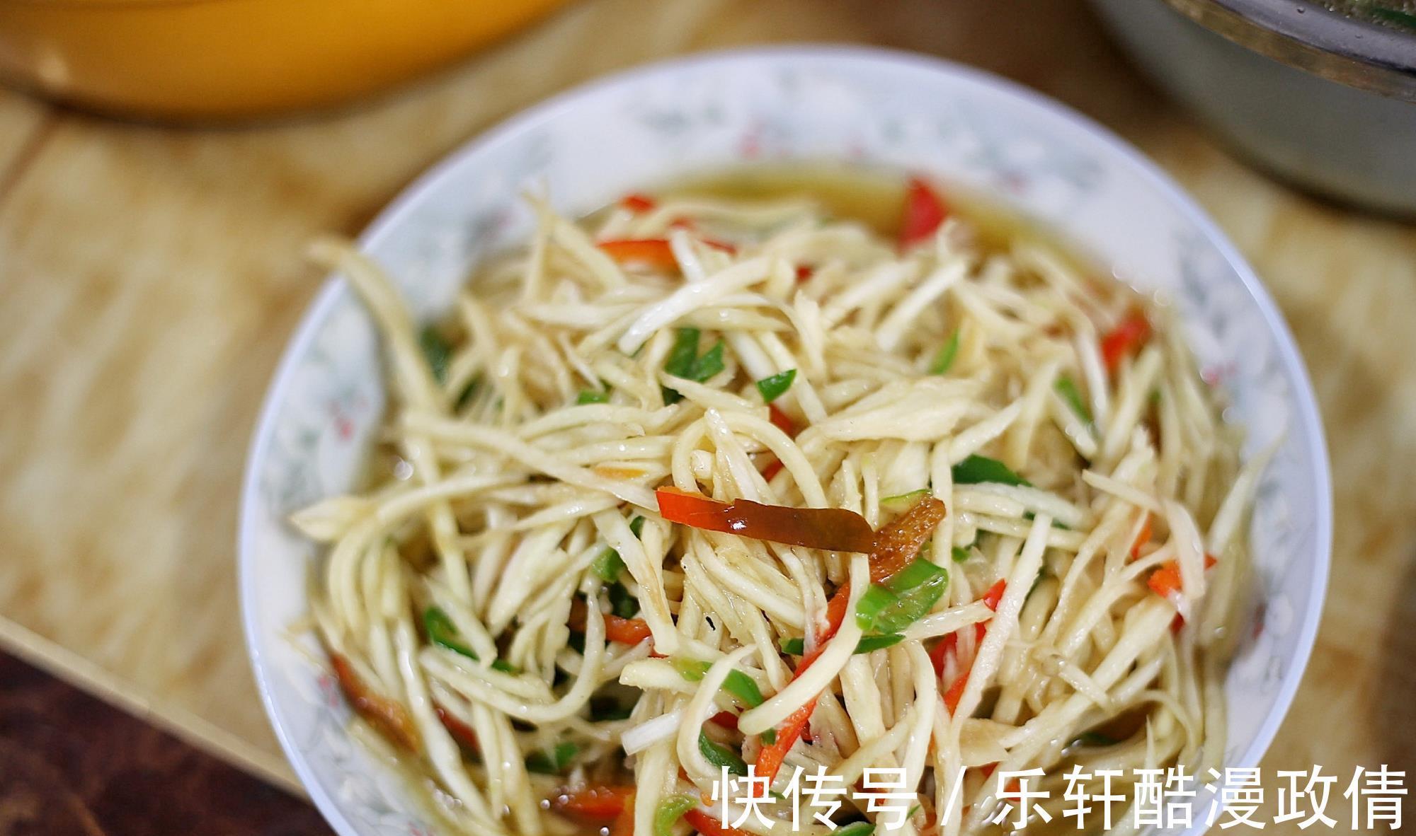 爆炒|回娘家吃饭,妈妈做的一桌菜,晒朋友圈火了,网友还是亲妈疼人