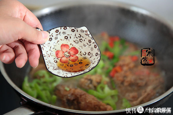 这鱼肉的吃法,爸爸做了30年,经典又好吃,全家没吃够过!