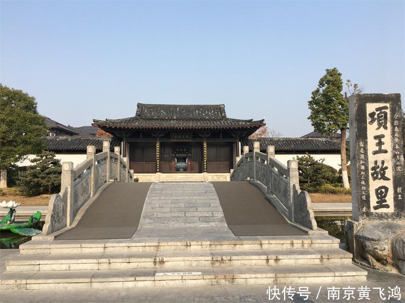 建筑风格|这是我见过最美的讲解员服饰，还有更美的吗？