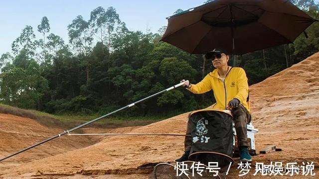 大鱼|长沙男子中大鱼后下水捞竿不幸溺亡，钓鱼人：垂钓切勿下水