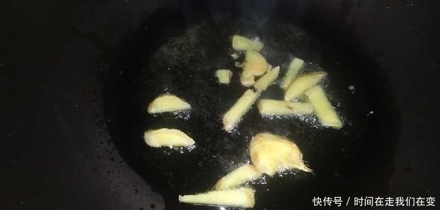 干豆腐炖五花肉，看着就好吃，可香了