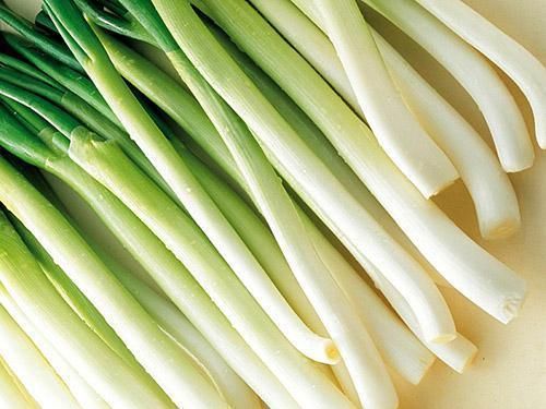 睡眠质量|吃大葱对睡眠不好?医生:无知,不想常常失眠,4种食物尽量别吃