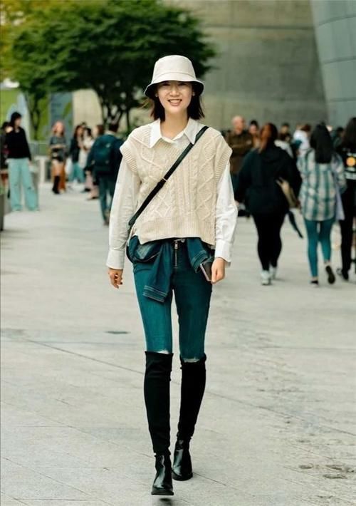 街拍|美不美,看气质,会穿才是高手,建议你多看看韩国街拍