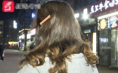 小姑娘去网红店烫头发，睡醒后直了，理发师：操作不合规