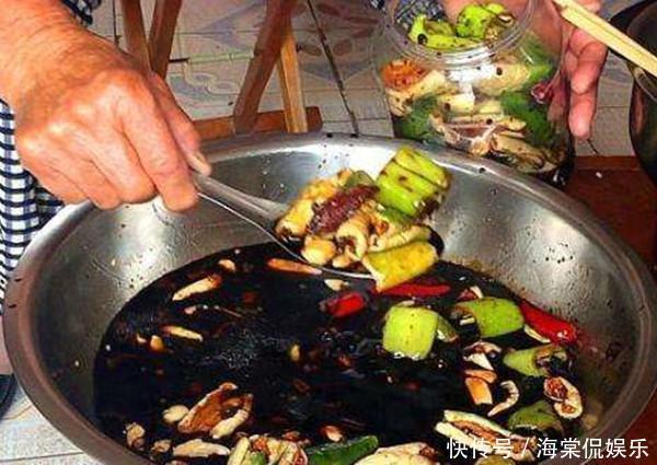腌黄瓜|腌黄瓜不能直接撒盐,记住个细节,黄瓜更脆更入味,2个月都不坏