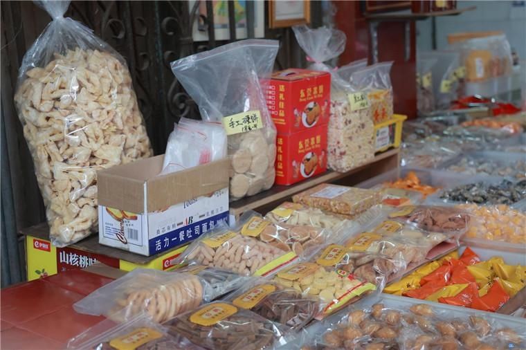全家上阵赶制年货！东莞莞城老店迎来一年最忙碌时光