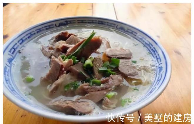 羊肉汤|炖羊肉时,切记“3放2不放”,否则汤不鲜肉难吃,越炖膻味越重