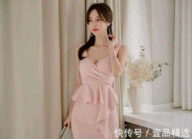 百褶裙|女神孙允珠高清时尚搭配：烟柳粉黛淡墨胭脂叠层百褶裙