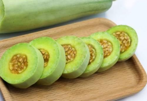 养生|中老年女性常吃的三种食物,养生滋补、补肺去燥,建议多吃