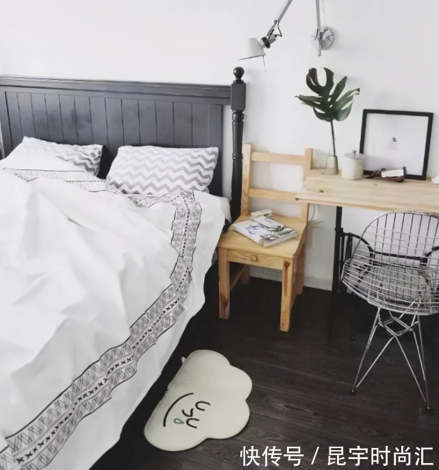 卧室|卧室放床头柜太土了,现在床边流行这8种设计,实用又美观