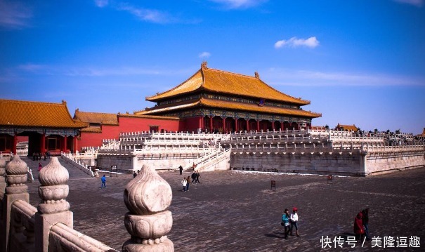 历朝历代|故宫的地砖坏了,专家修缮时发现一秘密,让人不禁感慨朱棣太狠!