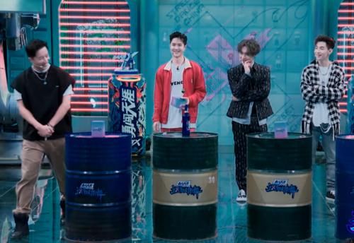 劉憲華|《這街》史上最亮眼陪襯，出場5秒鐘大佬全軍覆滅，導演也不敢造次