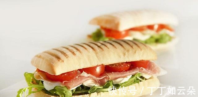 快手|吃了还想吃的帕尼尼，不用面包机这样做，健康简单快手早餐！