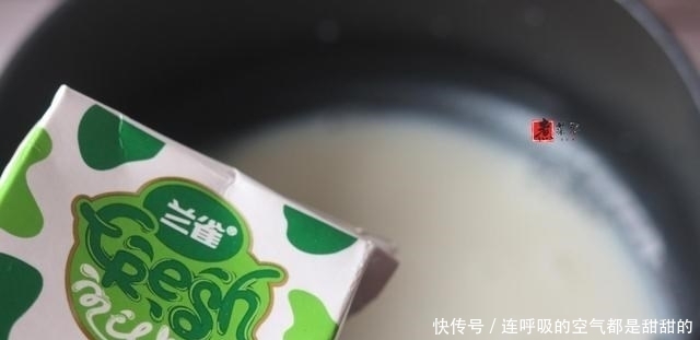 原来孩子们爱吃的高钙奶酪棒,做法这么简单,才5块钱能做1大盘