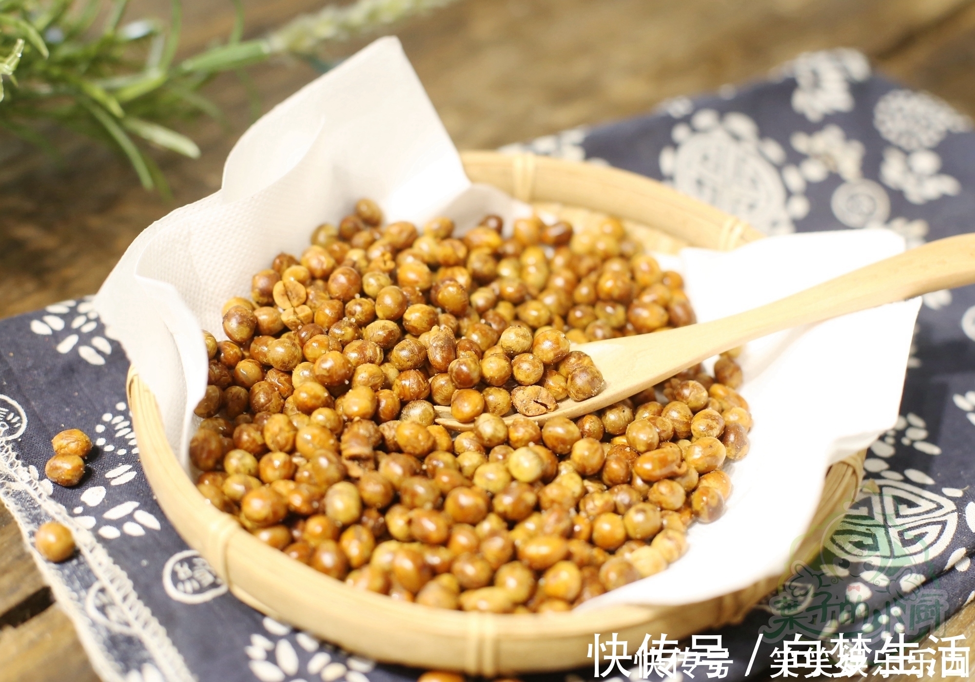 油酥|夏日下酒，又香又酥，轻轻一嚼就碎！3块钱做一盘，比花生香十倍