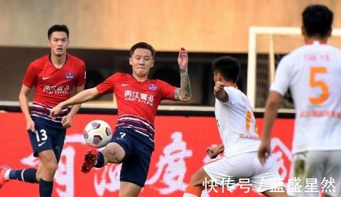 中國足球|中超重慶兩江競(jìng)技隊(duì)?wèi)?zhàn)平武漢隊(duì)！
