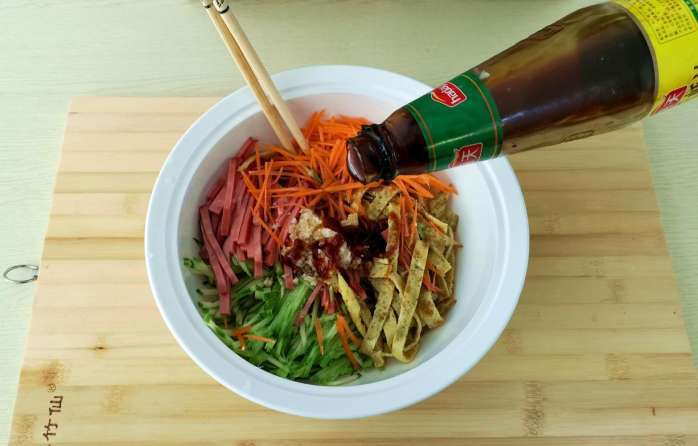 1个黄瓜,2个鸡蛋,不做黄瓜炒蛋,新做法,色香味俱全,超好吃