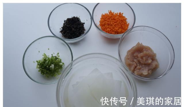 食用盐|立秋之后，这道菜一定要常吃，价格便宜又解馋，上锅蒸10分钟就