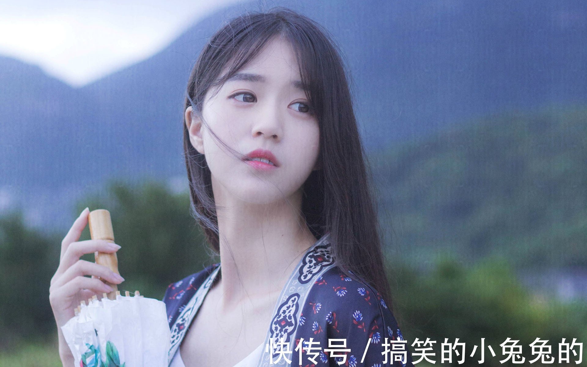 |搞笑GIF段子:暴力乞讨,就问你怕不怕