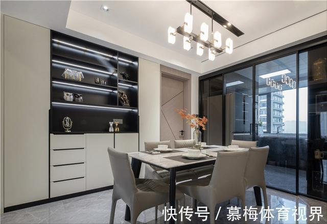 灯带|122㎡意式轻奢风:设计师巧用玻璃门替代隔断,打造明亮舒适家