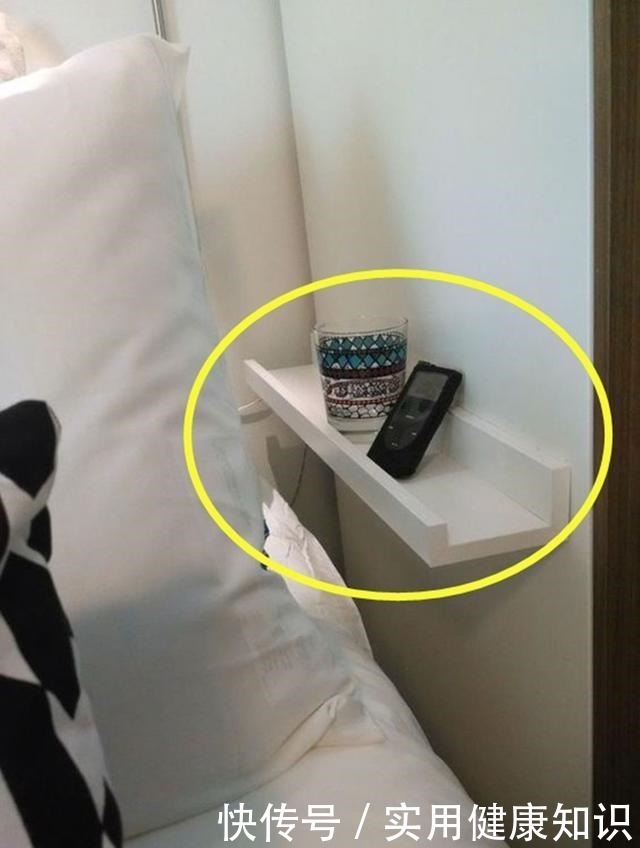 箱体床|卧室2个床头柜直接扔了吧,床边装可抽拉隔板,书桌收纳都齐全了!