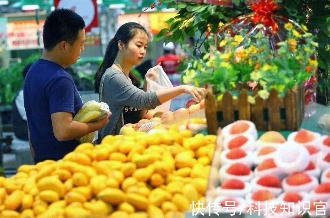 货物|阿里3次获人民日报褒扬，卖菜业务闯入前三，员工薪资却只发放50%