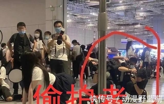 少女|漫展JK少女事件中,谁最受伤?漫迷:“安全裤”和“JK风评”