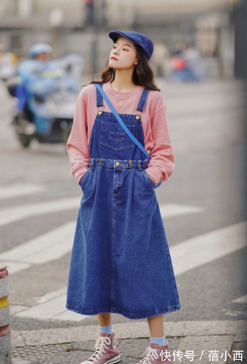 休闲 卫衣不知道怎么穿?试试经典的浅粉色,少女感很强,出街也美美哒