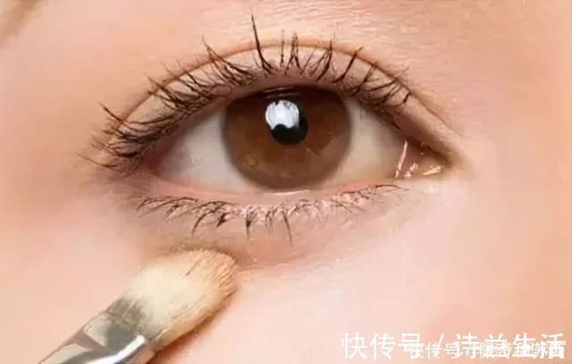 眼妆|最近大火的心机的无眼影妆容,太适合睫毛又长又美的你了!