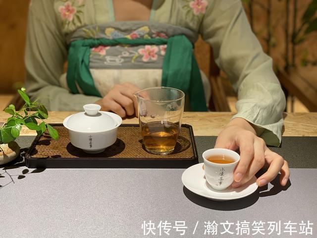 茶类$绿茶焦味，红茶酸味，老白茶仓味，六大茶类的不良气味，请多警惕