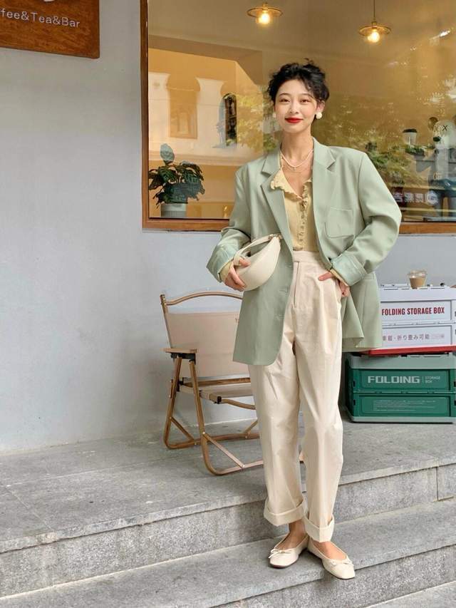 氛围感|复古港风穿搭怎么配?这些小技巧赶紧收藏起来,让你变得更加洋气