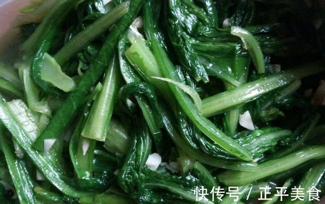 蒜蓉油麦菜|它是天然的“安眠药”，隔三差五吃一点，不仅美味而且睡得香