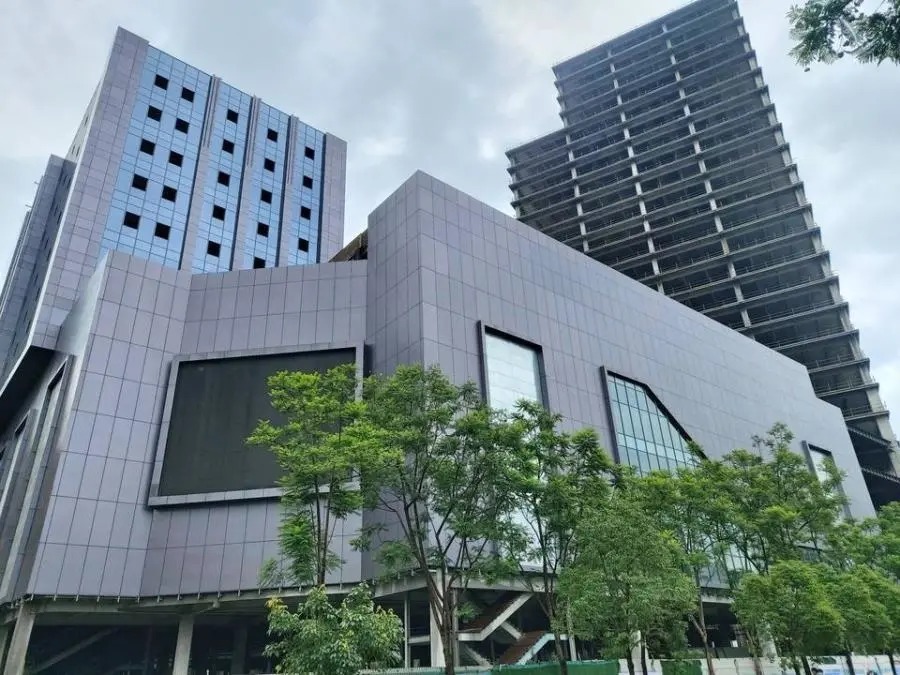 齐泰城|停工多年,昆明一烂尾楼7.58亿元起拍!